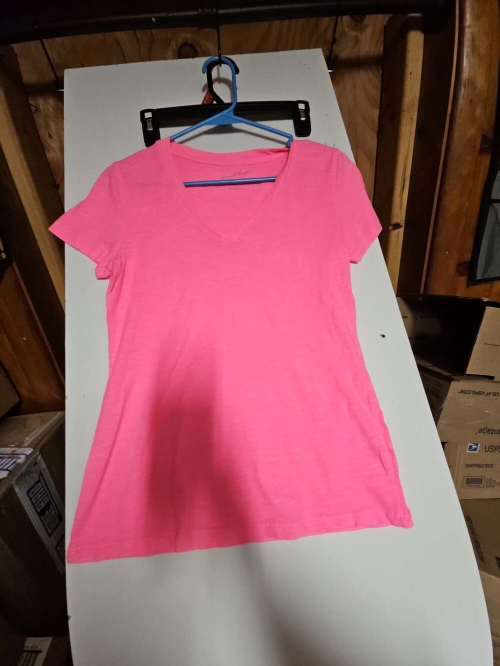 Universal Thread V-Neck Tee Size XS Pink